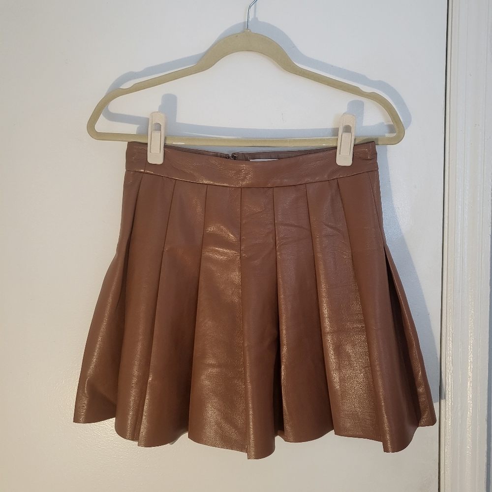 Aritzia  Sunday Best OLIVE Pleated Mini Skirt